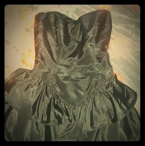 Cute black poofy dress